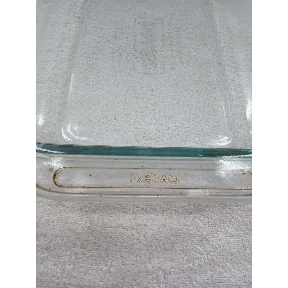 Pyrex 3 Qt Rectangle Glass Baking Dish, Dishwasher & Microwave Safe, 450°F 9x13